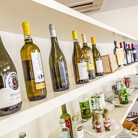 فندق Ambasciatori 3*