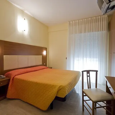 Ambasciatori 3* بيلاريا-إيجيا مارينا