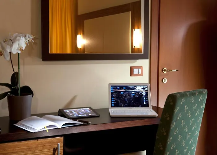 فندق Ambasciatori - Bianchi 3*