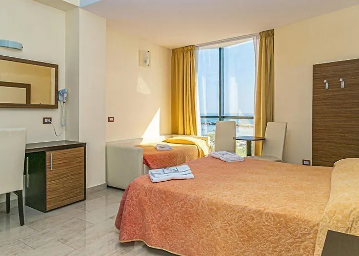 Ambasciatori - Bianchi 3*