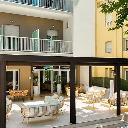 Ambasciatori Hotel 3*